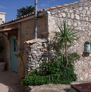 Delightful Stone Greek Cottages - Daisy Studio & Marguerite One & Half Bdrms Άγιος Νικόλαος Exterior photo