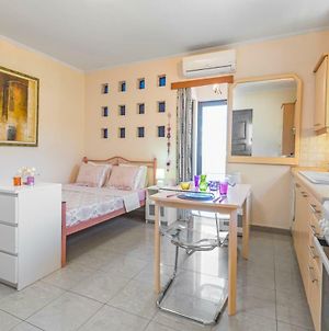 1-Sea View Beach Studio For 2 In The City Centre! Διαμέρισμα Rhodes City Exterior photo