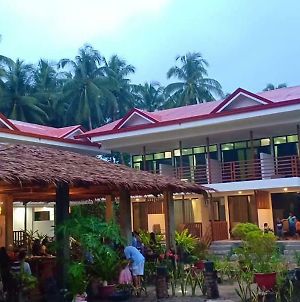 Soeliana Resort General Luna  Exterior photo