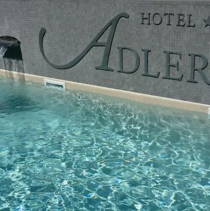 Hotel Adler Αλάσιο Exterior photo