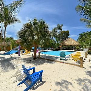 Siesta Key Palms Resort Σεϊρασότα Exterior photo