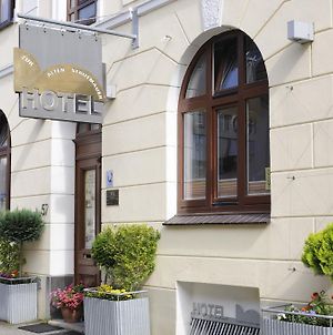 Hotel Zur Alten Stadtmauer Λίμπεκ Exterior photo