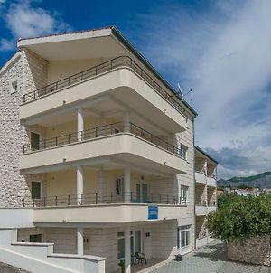 Apartments Villa Aquamarine Duće Exterior photo