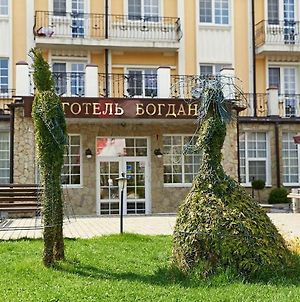 Hotel Bogdan Morshyn Exterior photo