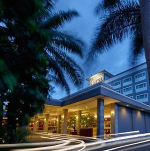 Istana Nelayan Hotel Τάνγκερανγκ Exterior photo