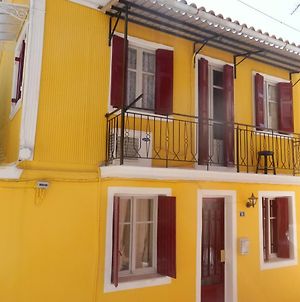 Yellow House Διαμέρισμα Λευκάδα Exterior photo
