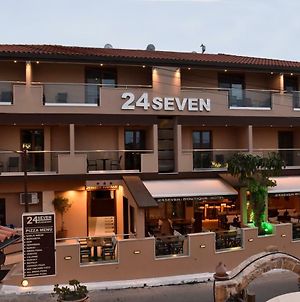 24 Seven Boutique Hotel Μάλια Exterior photo