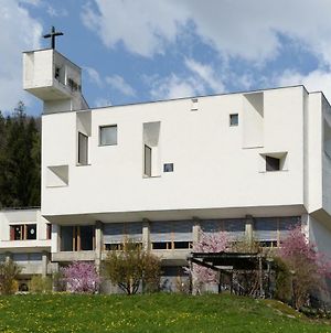 Haus Der Begegnung Im Kloster Ilanz Ilanz/Glion Exterior photo