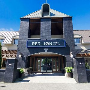 Red Lion Inn & Suites Abbotsford Άμποτσφορντ Exterior photo