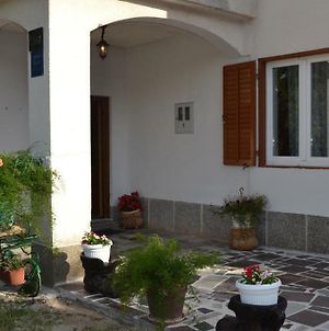 Apartments With A Parking Space Krsan, Central Istria - Sredisnja Istra - 17223 Exterior photo