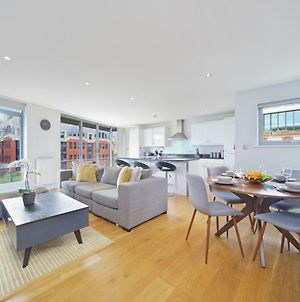 2 Bed Executive Penthouse Near Liverpool Street Free Wifi By City Stay Λονδίνο Exterior photo