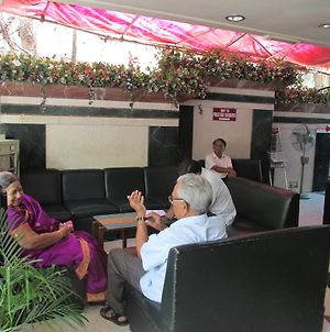 Hotel Shreyas Πούνε Exterior photo