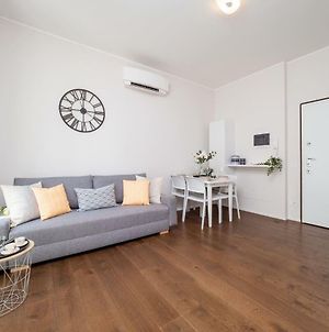 The Best Rent - Cozy One Bedroom Apartment In Μιλάνο Exterior photo