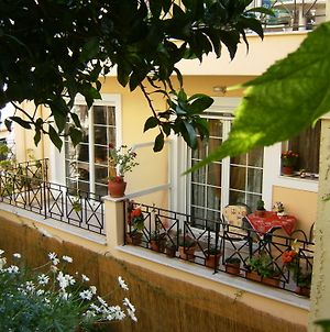 Mary Apartments Άγιος Γόρδιος Exterior photo