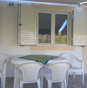 Roula'S Rooms Αίγινα Exterior photo