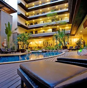 Nirvana Place Διαμέρισμα Pattaya Exterior photo