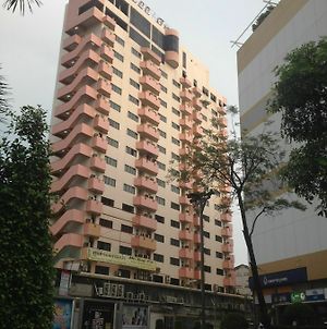 Mall Suites Hotel Μπανγκόκ Exterior photo