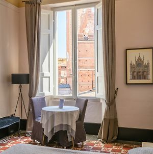 La Terrazza Sul Campo-Rooms Only - No Reception- No Breakfast Σιένα Exterior photo