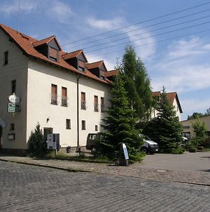 Hotel Zum Abschlepphof Λειψία Exterior photo