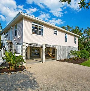 Stunning Newly Designed And Renovated Home Seconds To The Gulf Of Mexico Sanibel Exterior photo