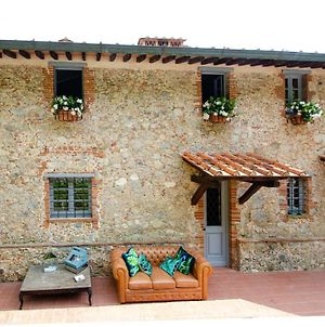 La Sosta In Toscana Bed and Breakfast Camaiore Exterior photo