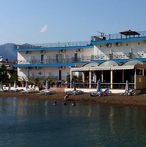 Ξενοδοχείο Άρτεμις Αμάρυνθος Exterior photo