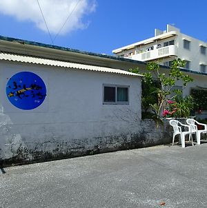 Okinawa Guest House Fushinuyauchi - Hostel Yomitan Exterior photo