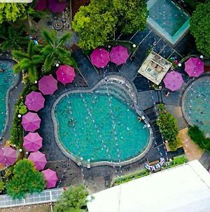 Gracia Spa Resort Μπαντούνγκ Exterior photo