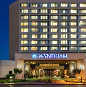 Wyndham Tulsa Ξενοδοχείο Exterior photo