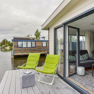 Bright And Comfortable Houseboat Διαμέρισμα Άαλσμιρ Exterior photo