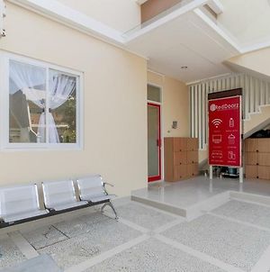 Reddoorz Near Soekarno Hatta Airport Ξενοδοχείο Τζακάρτα Exterior photo