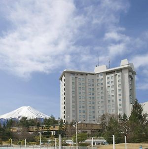 Highland Resort Hotel And Spa Fujiyoshida Exterior photo