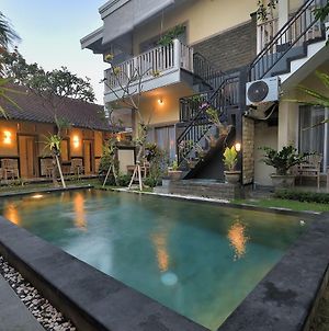 Ons Canggu Bed and Breakfast Exterior photo