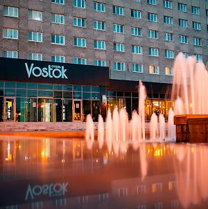Hotel Vostok Τουμέν Exterior photo
