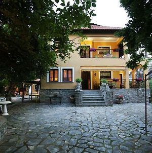 Olympia'S Country Home Polistilon Exterior photo