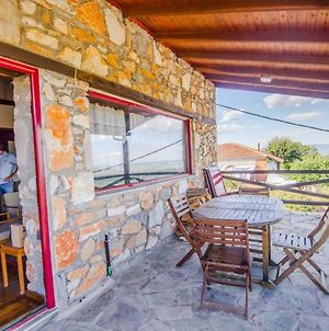 Stonehouse 2 Bedroom Chalet On Olympus Amazing View Πέτρα Exterior photo