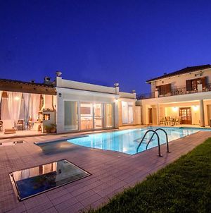 Nikol'S Elegant Mansion With Pool! Βίλα Metochion Exterior photo