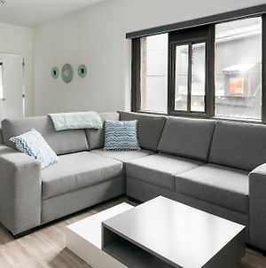 Contemporary 1Br In Downtown Mtl By Sonder Διαμέρισμα Μόντρεαλ Exterior photo