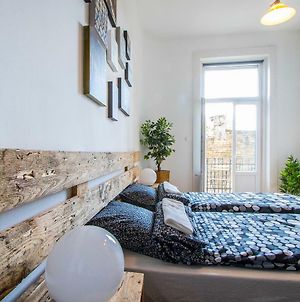 3 Room Apartment In The Beautiful Street Βουδαπέστη Exterior photo