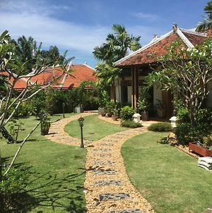 Sujika Gardens Resort & Residential Παραλία Μπανγκ Ταο Exterior photo