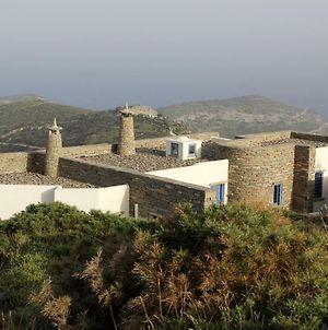 Bioclimatic Stone Built Villa Καστριανή Exterior photo