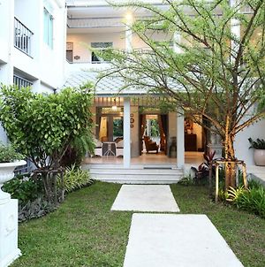 Villa Amphawa Exterior photo