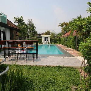 Cozy Garden Cottage Pool Villa Pattaya Exterior photo