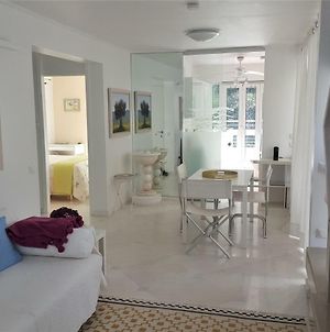 Sea View Dreamy Penthouse In Vouliagmeni Διαμέρισμα Αθήνα Exterior photo
