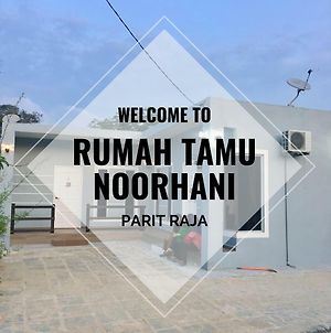 Rumah Tamu Noorhani-Guesthouse Lorong Hj Sarji, Parit Raja Exterior photo