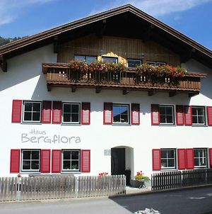Ferienwohnungen Haus Bergflora Bach  Exterior photo