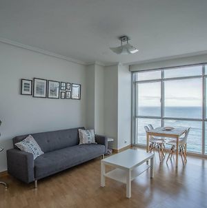 Apartamento En Primera Linea De Playa Riazor Διαμέρισμα A Coruña Exterior photo