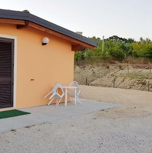 Chalet In Campagna Βίλα Citta Sant'Angelo Exterior photo
