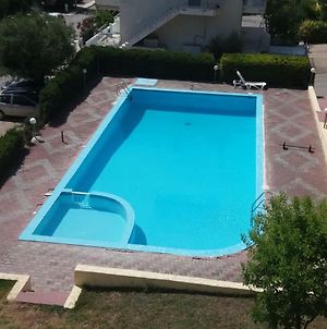 Gerakini 2Br Apt With Shared Pool Διαμέρισμα Exterior photo