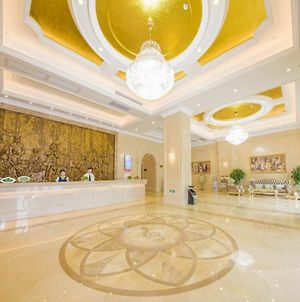 Vienna Hotel Qingyuan Taihe Ancient Cave Scenic Area Exterior photo